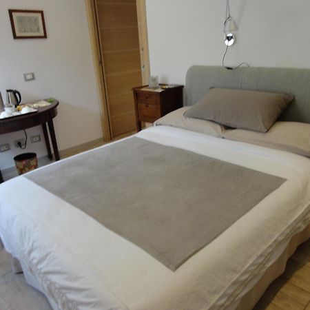 Nerone'S - Sutri Bed & Dinner Екстер'єр фото