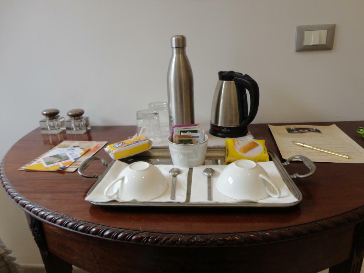 Nerone'S - Sutri Bed & Dinner Екстер'єр фото